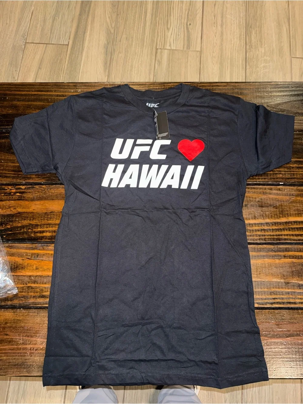 Official UFC Hawaii black cotton & polyester graphic t-shirt